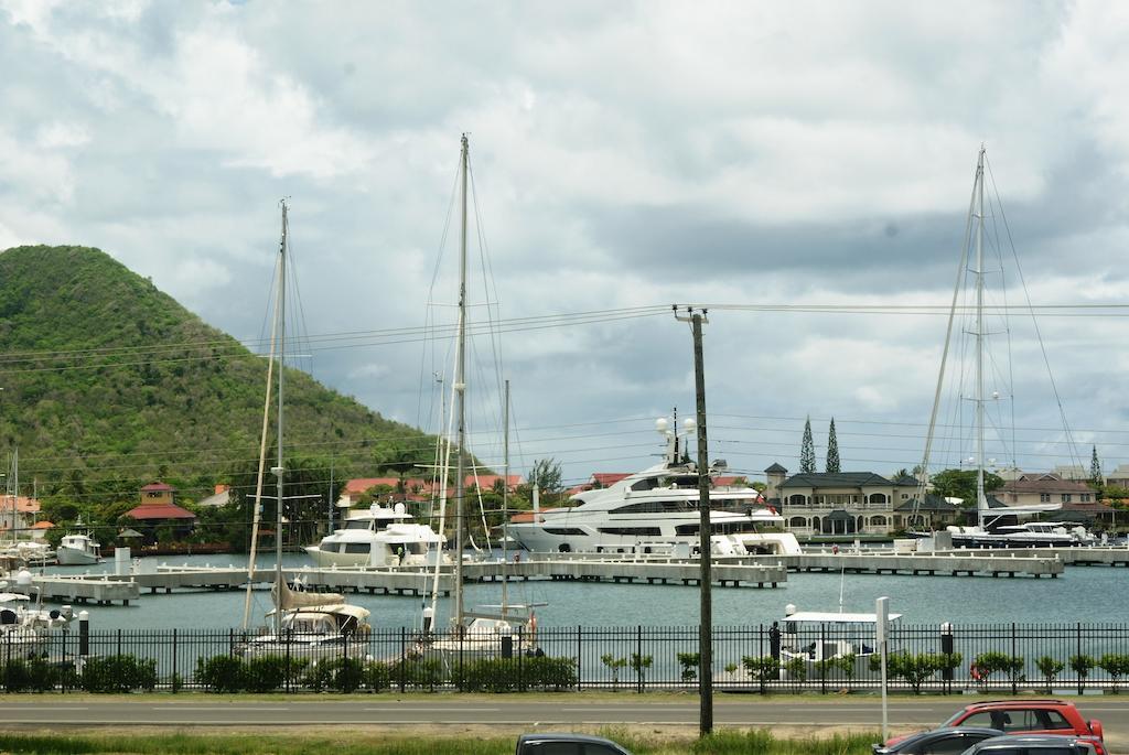 Bay Gardens Marina Haven Hotel Gros Islet Exterior photo